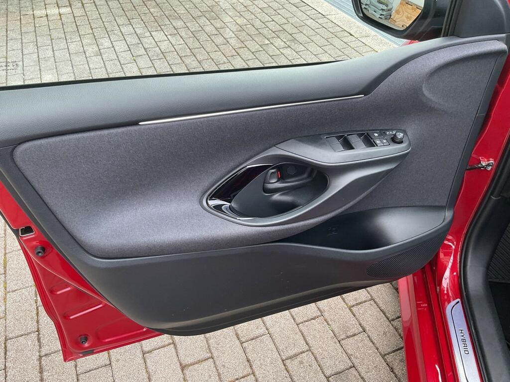 Toyota Yaris 1.5h Style