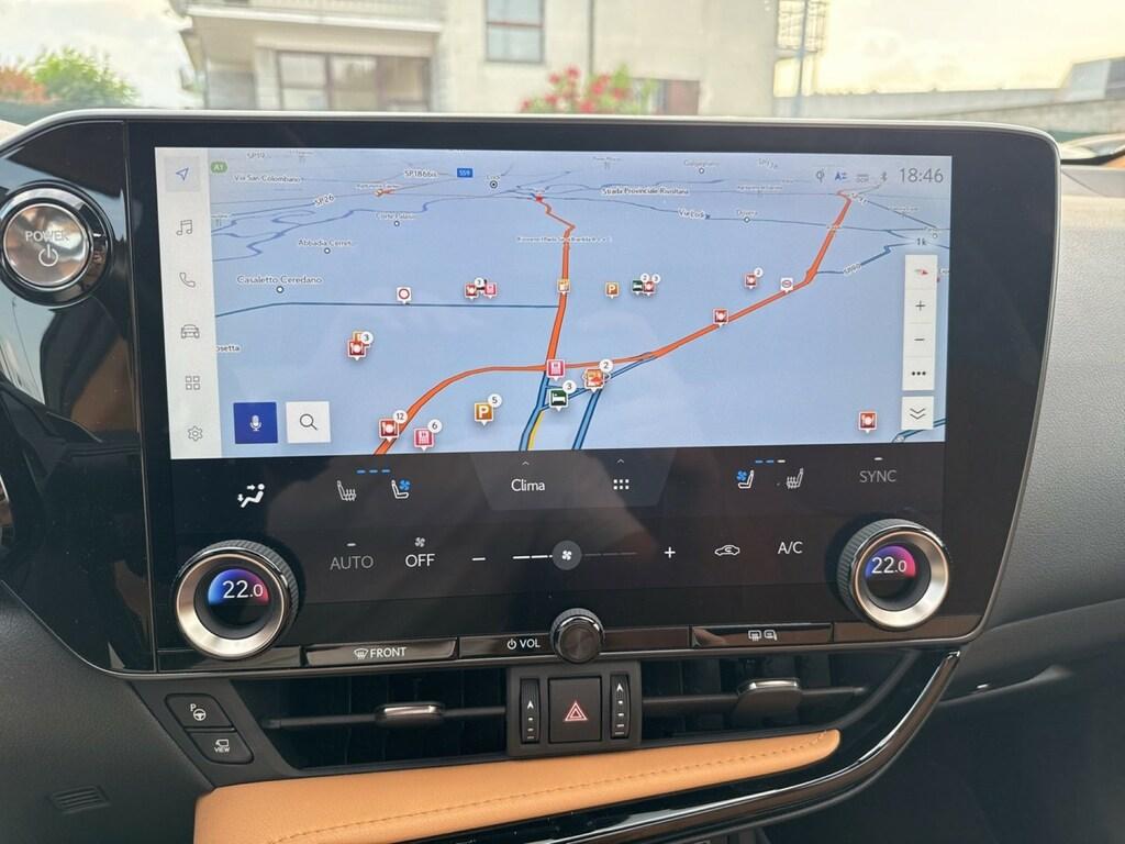 Lexus NX 2.5 hybrid Luxury 4wd e-cvt