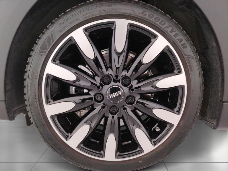 Mini Cooper 1.5 TwinPower Turbo Cooper Business DCT