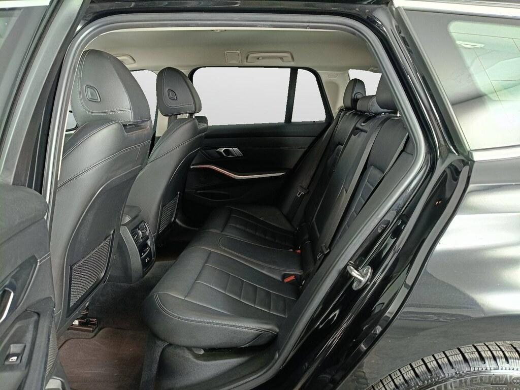 BMW Serie 3 320d Touring mhev 48V xdrive Luxury auto