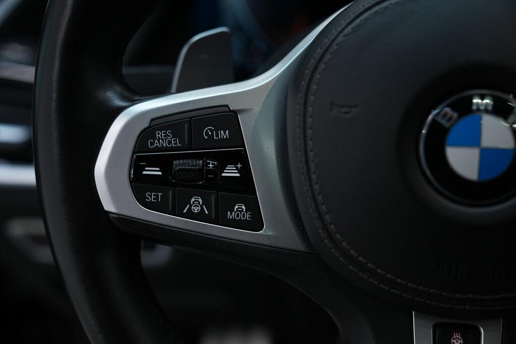 BMW X5 xdrive30d mhev 48V Msport auto