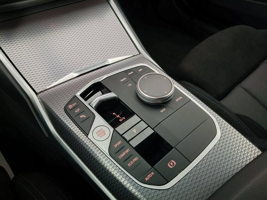 BMW Serie 3 320d Touring mhev 48V Msport xdrive auto