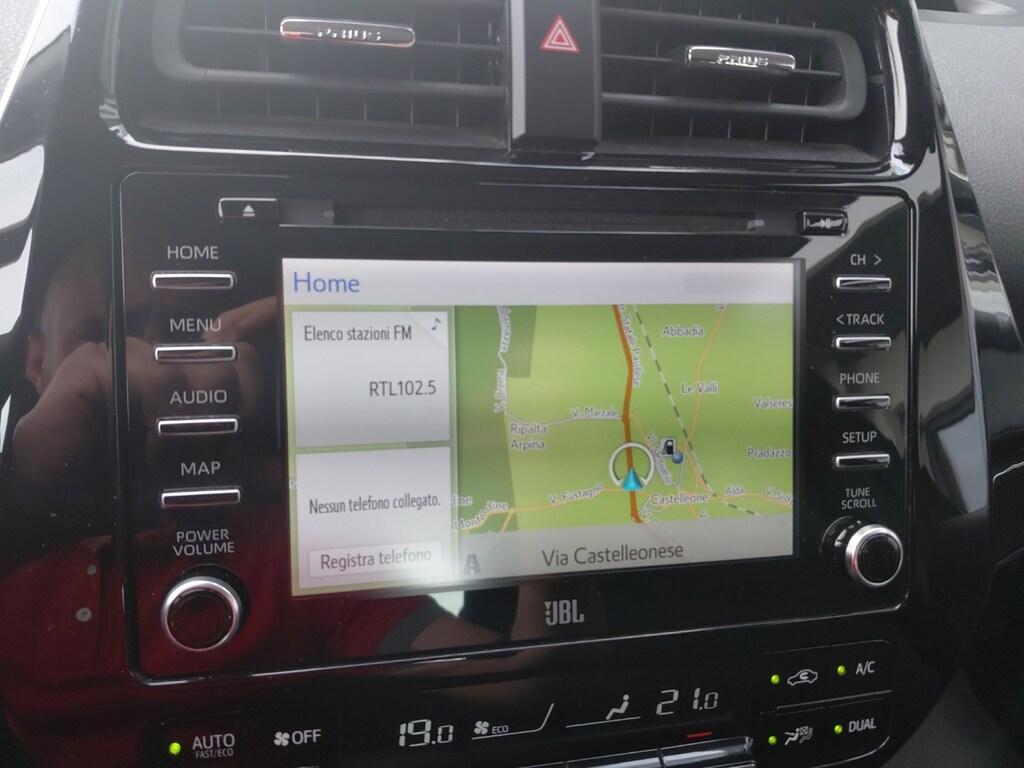 Toyota Prius 1.8 h Lounge awd-i ecvt my20