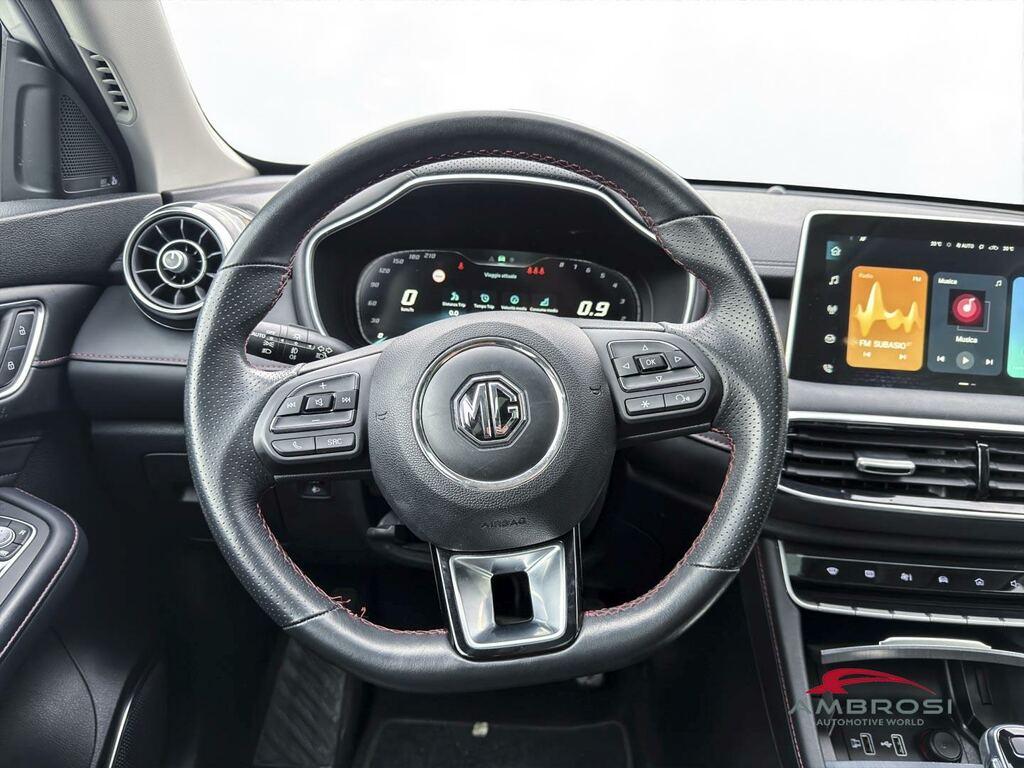 Mg HS 1.5 t Luxury auto