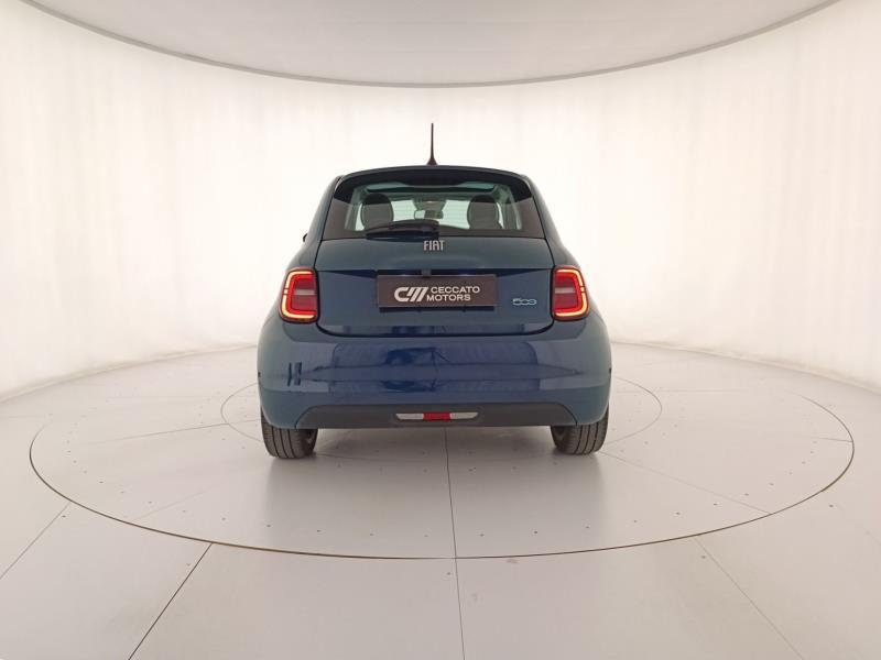 Fiat 500 e Cabrio Icon