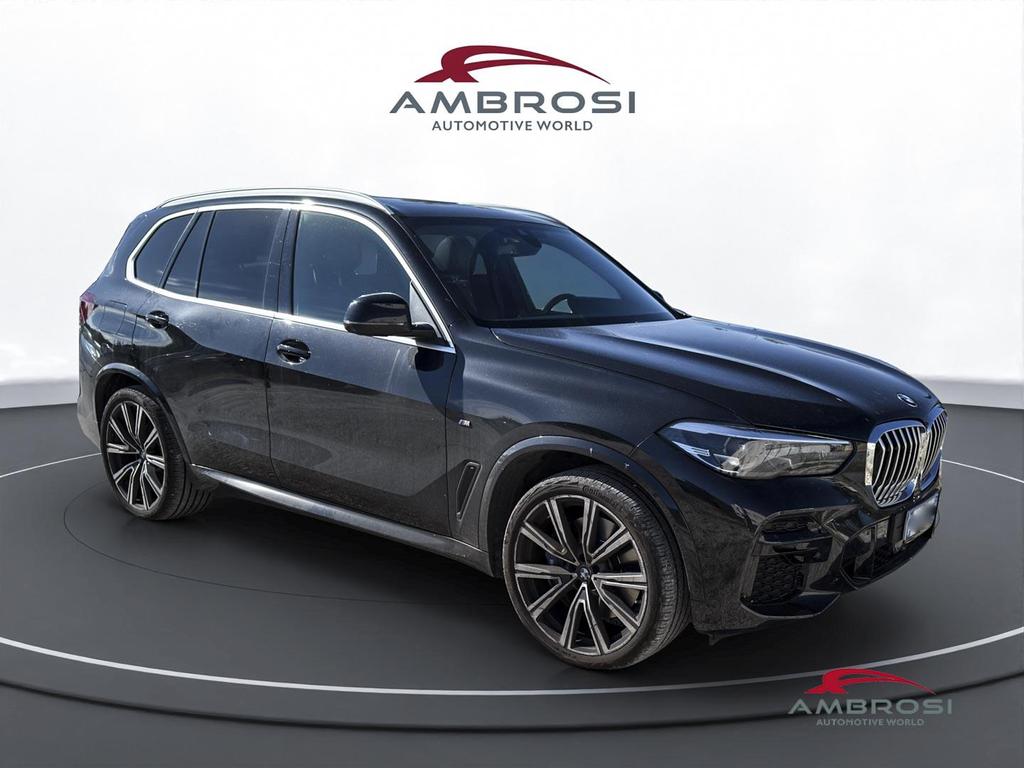 BMW X5 xdrive40d mhev 48V Msport auto