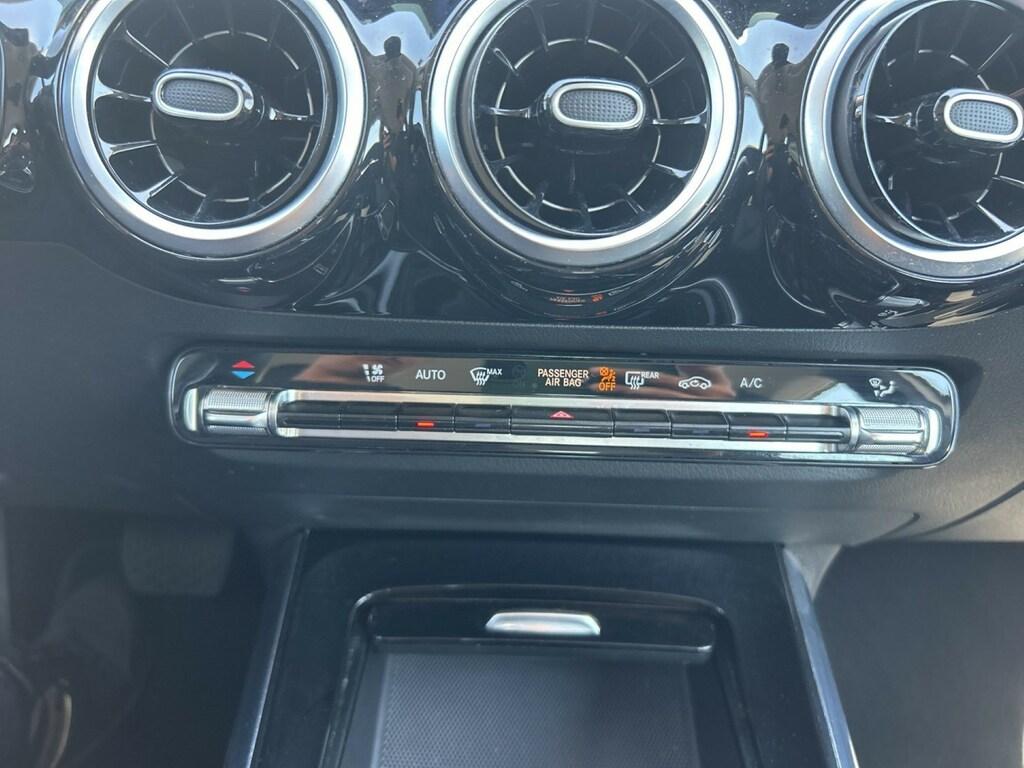 Mercedes GLA 180 d Progressive Advanced auto