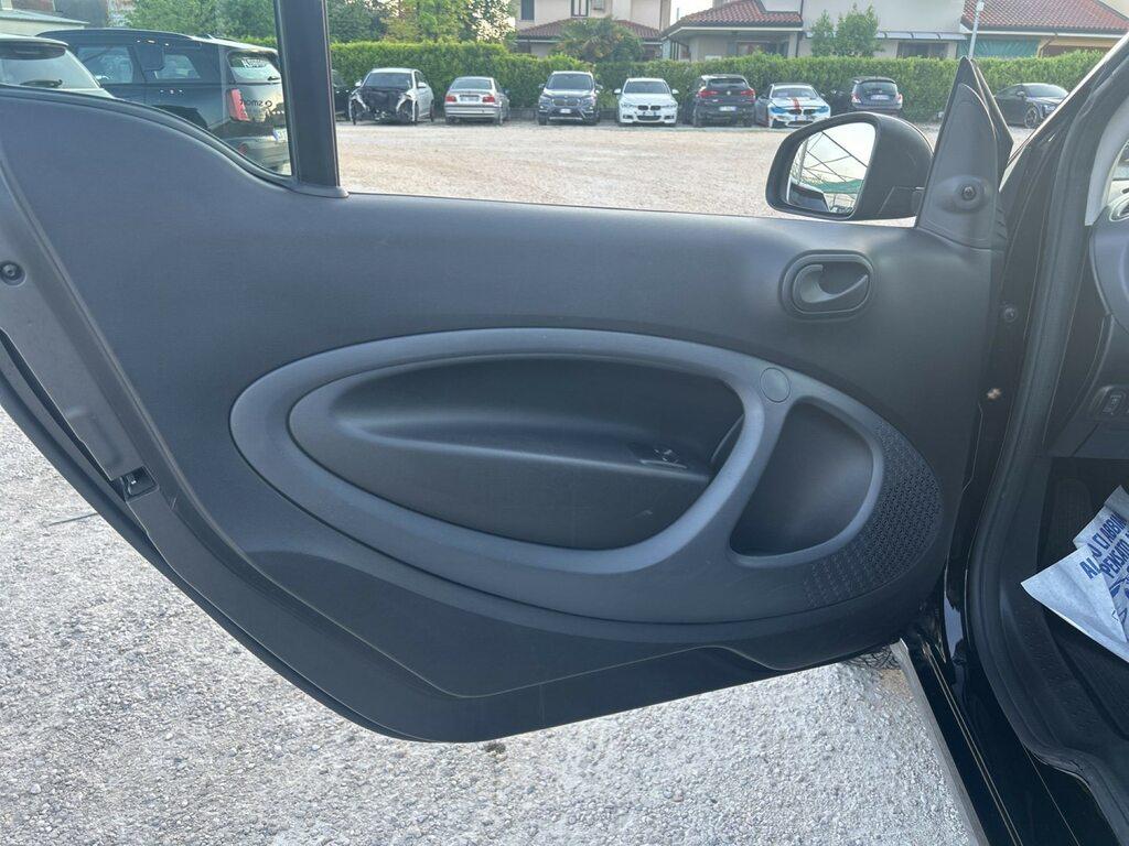 Smart fortwo 1.0 Passion 71cv twinamic my18