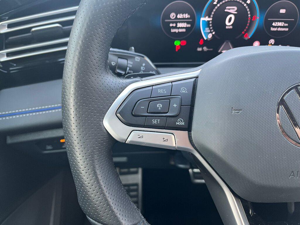 Volkswagen Tiguan 2.0 tdi R-Line Plus 150cv dsg