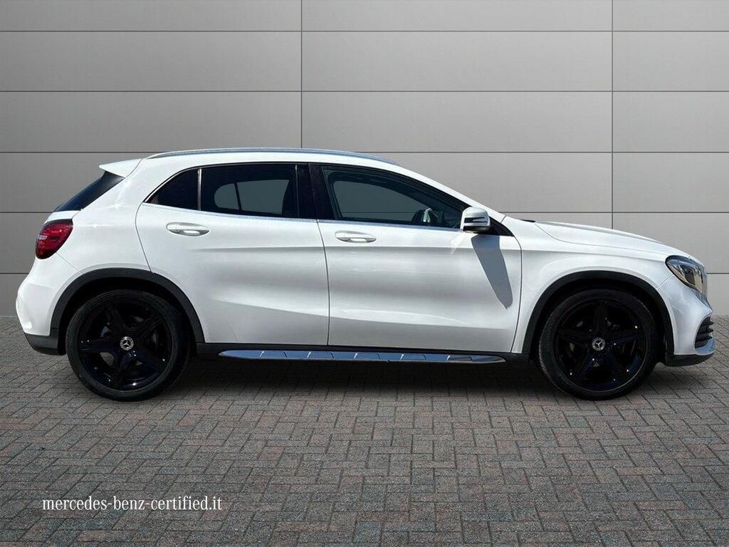 Mercedes GLA 200 Premium auto