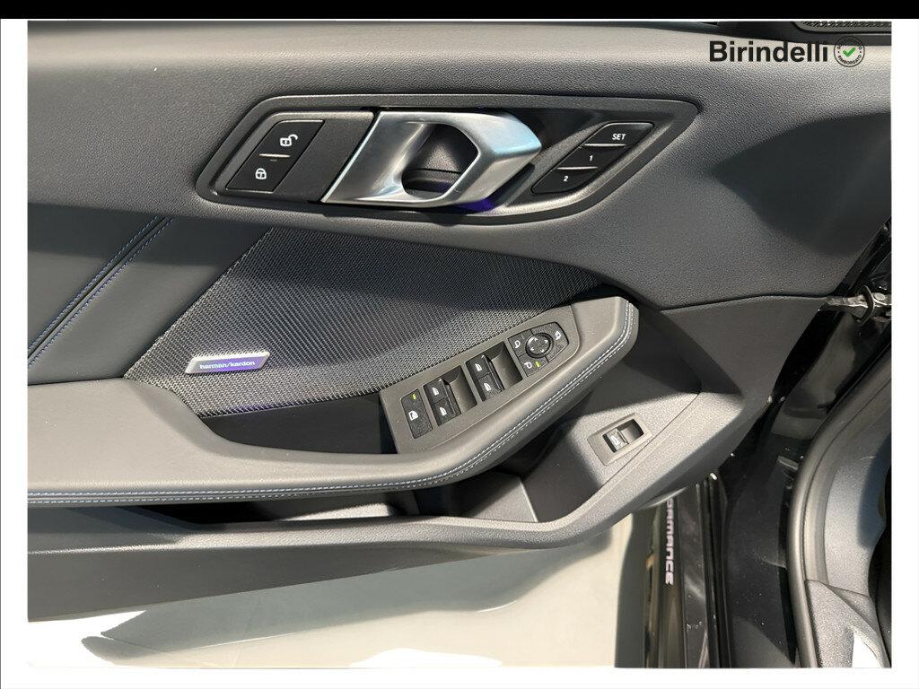 BMW Serie 1 120 48V MSport auto