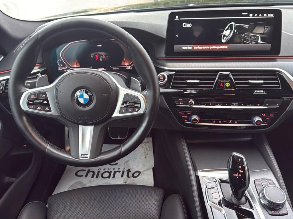 BMW Serie 5 530d Touring mhev 48V xdrive Luxury auto