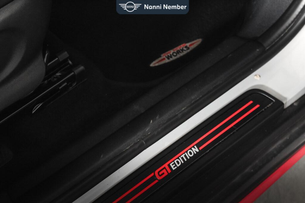 Mini John Cooper Works Countryman 2.0 TwinPower Turbo JCW Steptronic