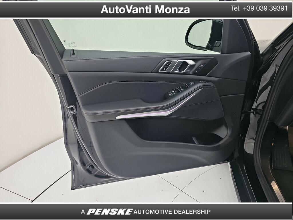 BMW X5 xdrive30d mhev 48V xLine auto