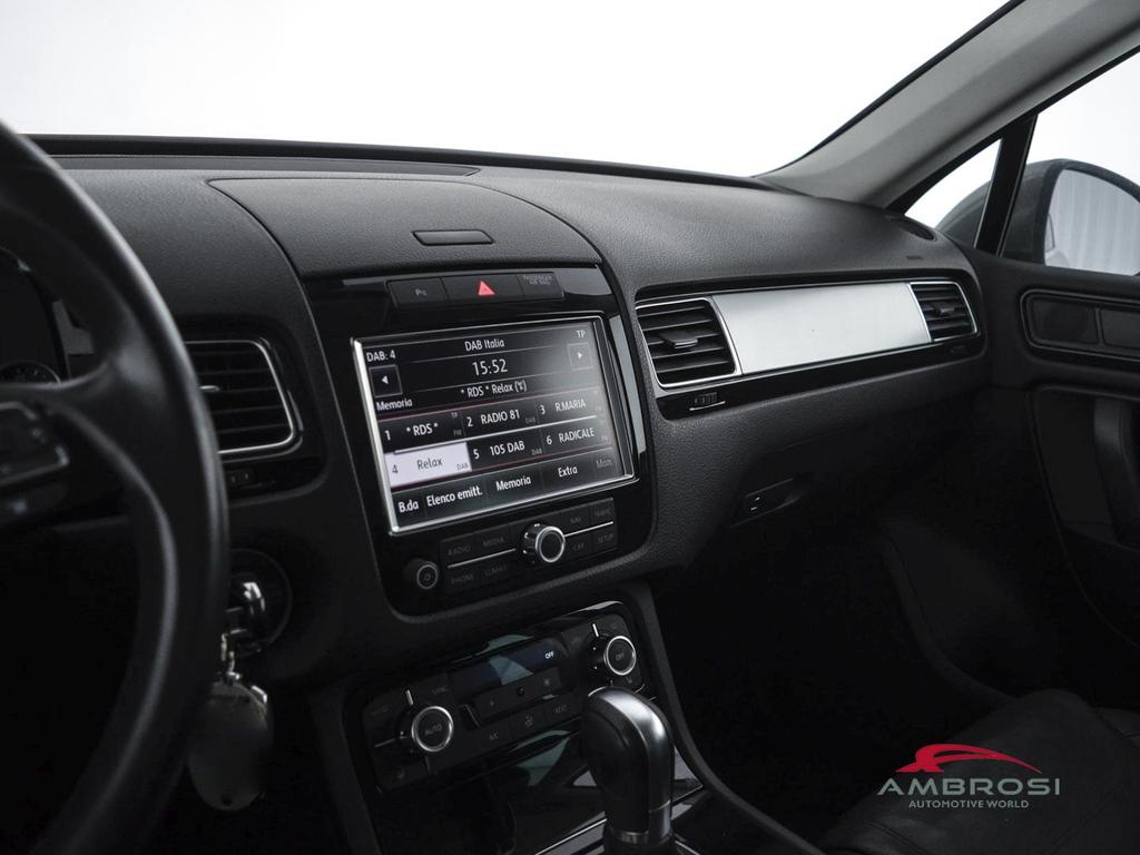 Volkswagen Touareg 3.0 V6 tdi Executive 245cv tiptronic