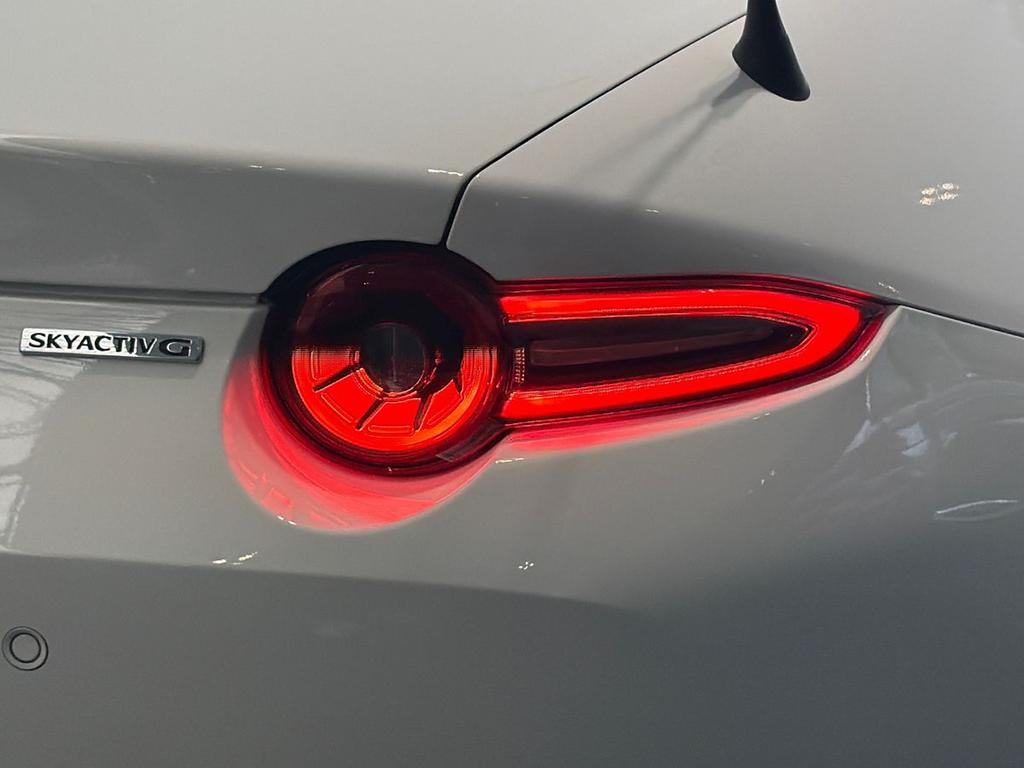 Mazda MX-5 1.5 Kazari