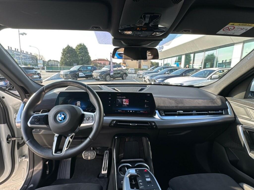 BMW iX2 edrive 20 MSport Pro