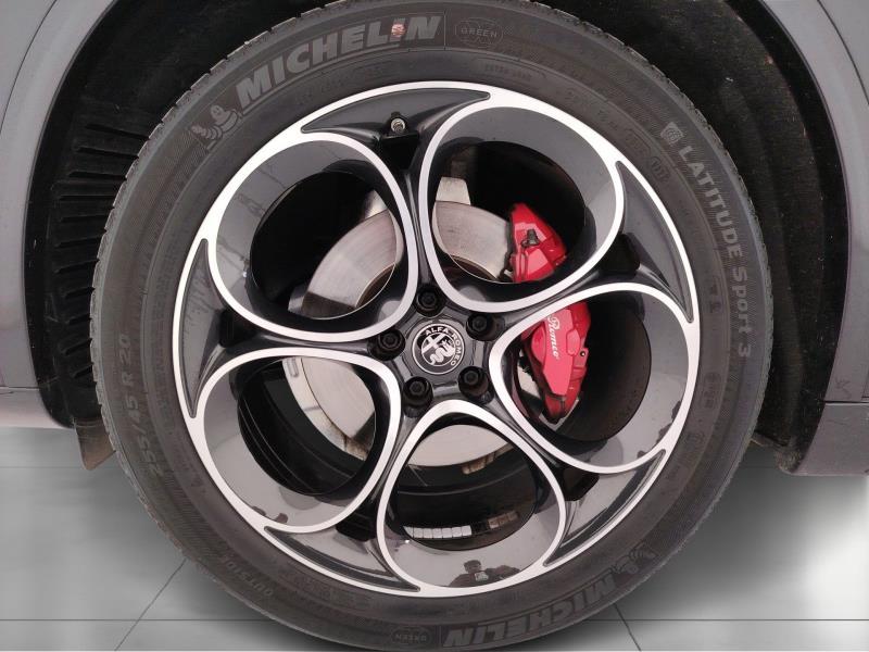Alfa Romeo Stelvio 2.2 t Veloce Q4 210cv auto