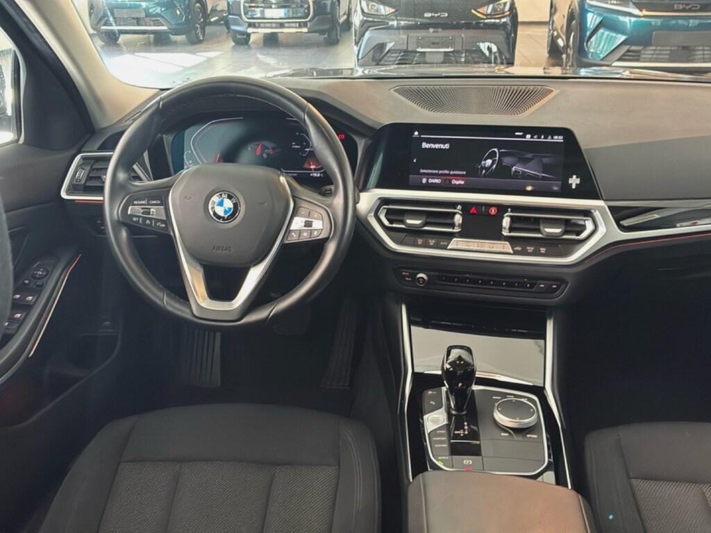 BMW Serie 3 320d Touring mhev 48V xdrive Business Advantage auto