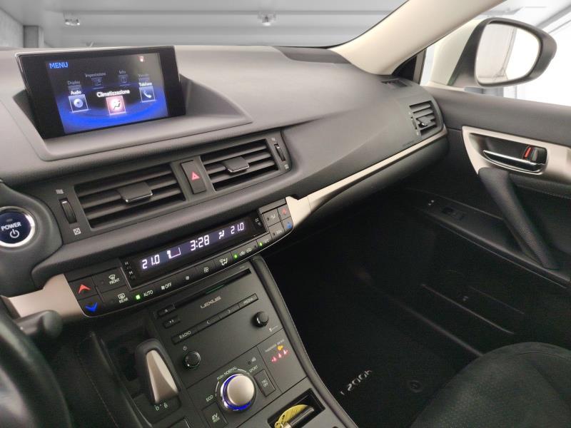 Lexus CT 200h Executive cvt E6