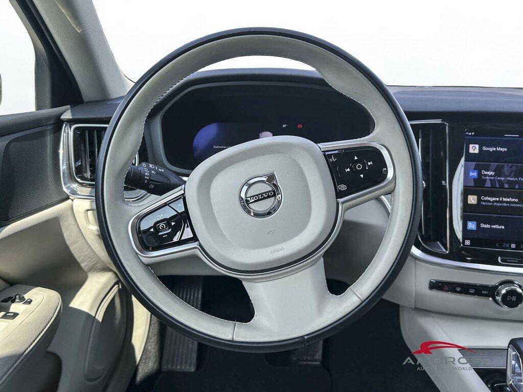 Volvo V60 2.0 b4 Plus Dark auto