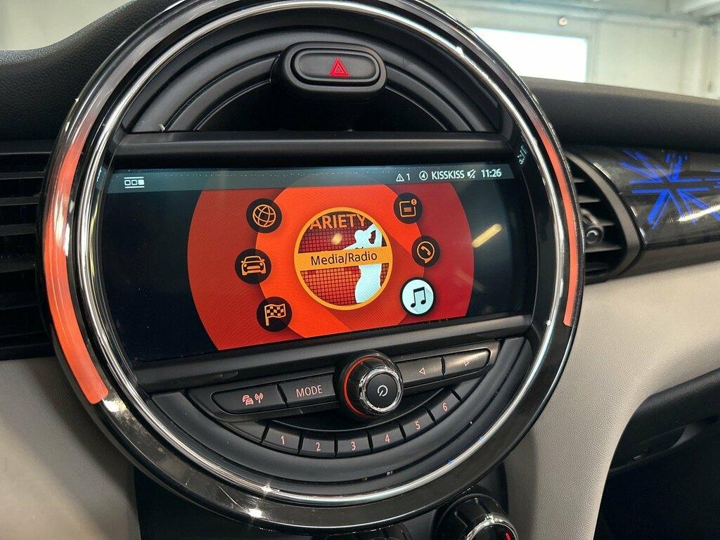 Mini Cooper D Cabrio 1.5 Cooper D Hype
