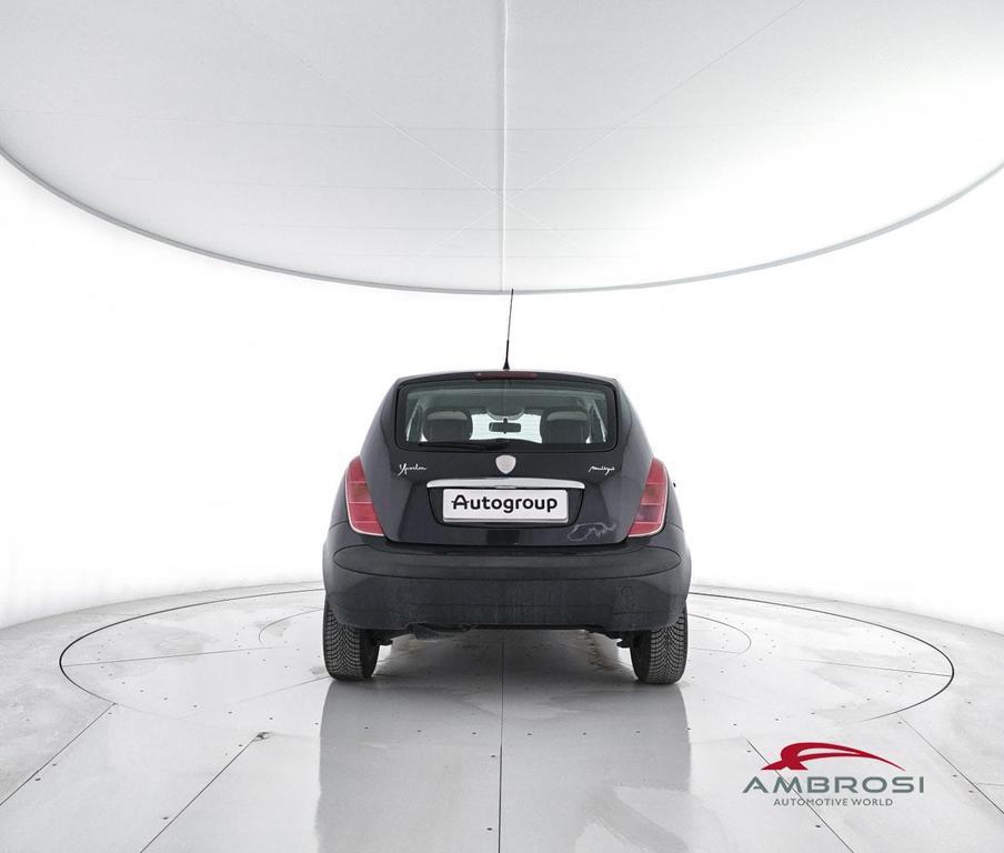 Lancia Ypsilon 1.3 mjt Platino