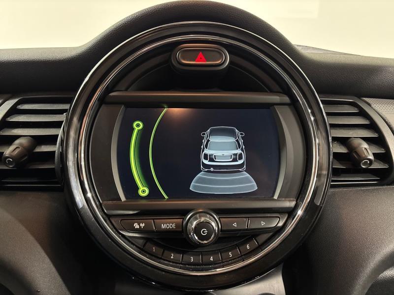 Mini Cooper D 1.5 D Cooper D Boost Auto