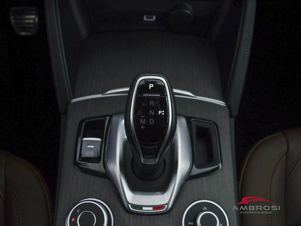 Alfa Romeo Stelvio 2.2 t Veloce Ti Q4 210cv auto