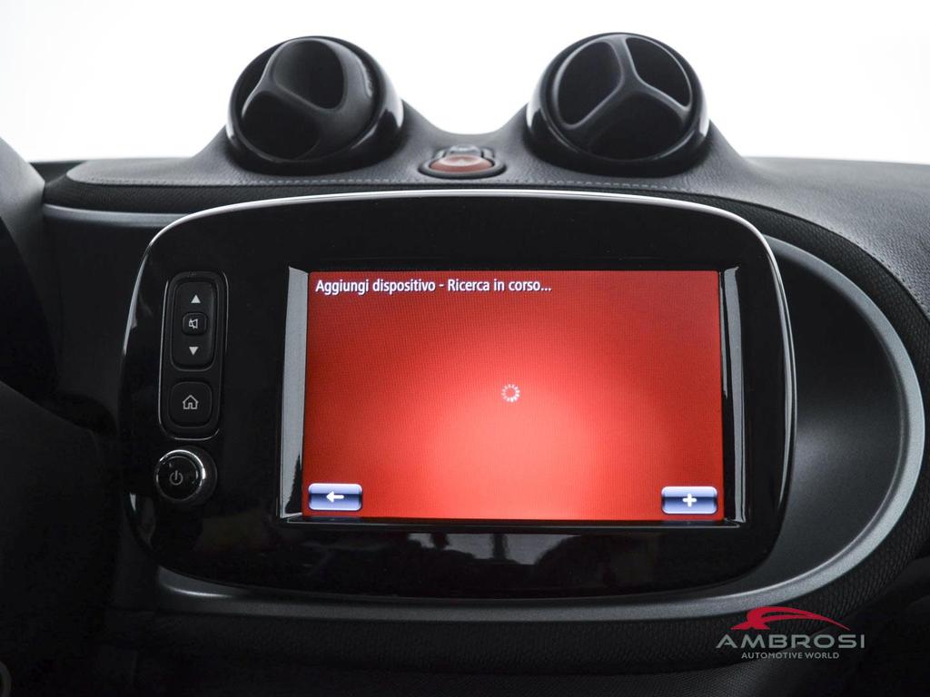 Smart fortwo 0.9 t. Brabus Xclusive 109cv twinamic