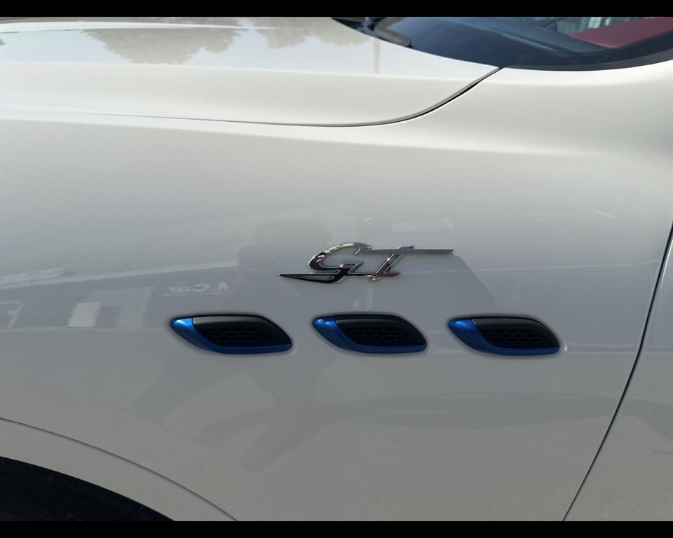 Maserati Levante 2.0 mhev GT 330cv auto