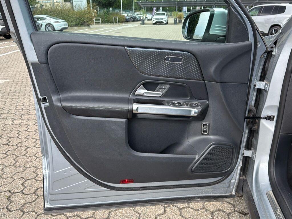 Mercedes GLB 180 d Progressive Advanced auto