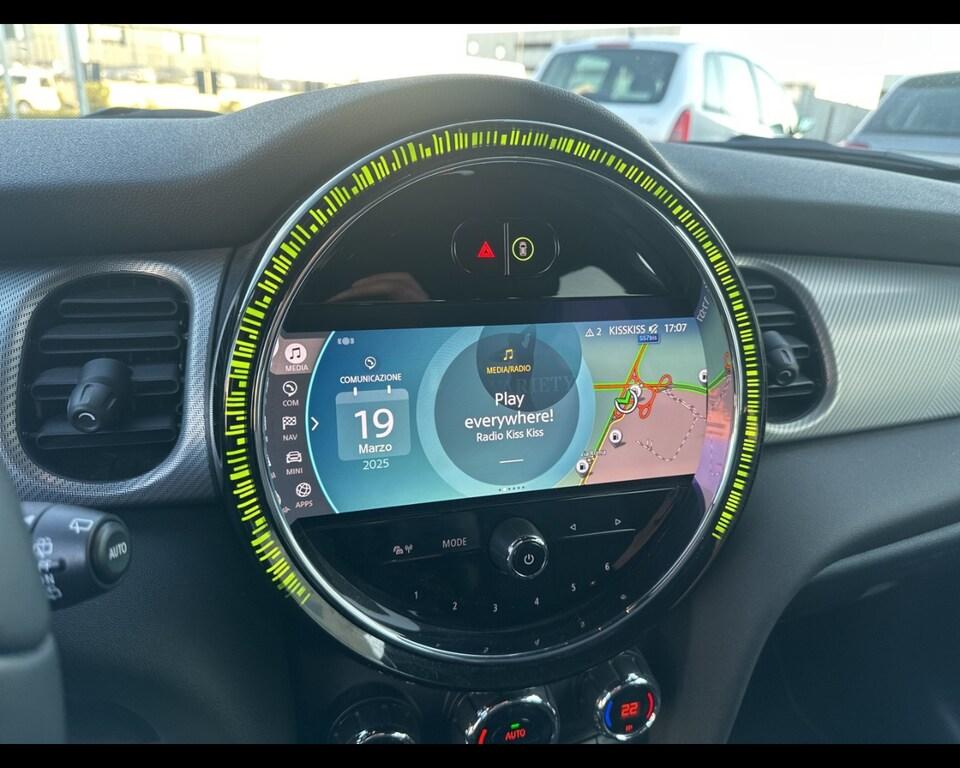 Mini Cooper 1.5 TwinPower Turbo Cooper Business DCT