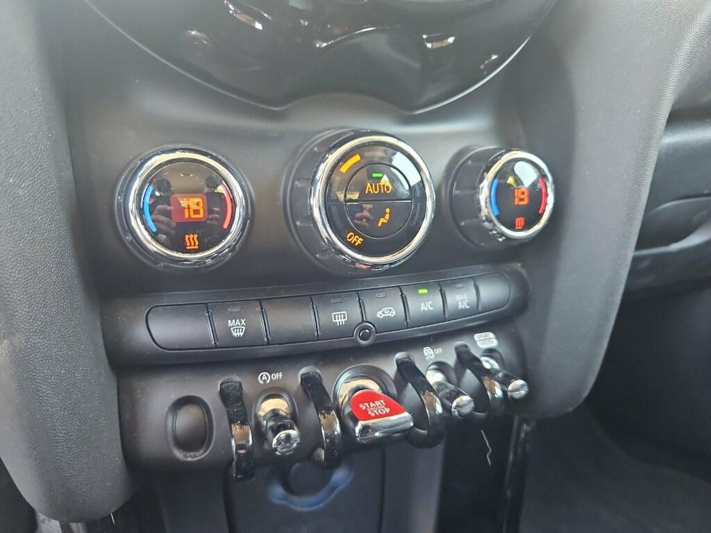 Mini Cooper 1.5 TwinPower Turbo Cooper Business DCT
