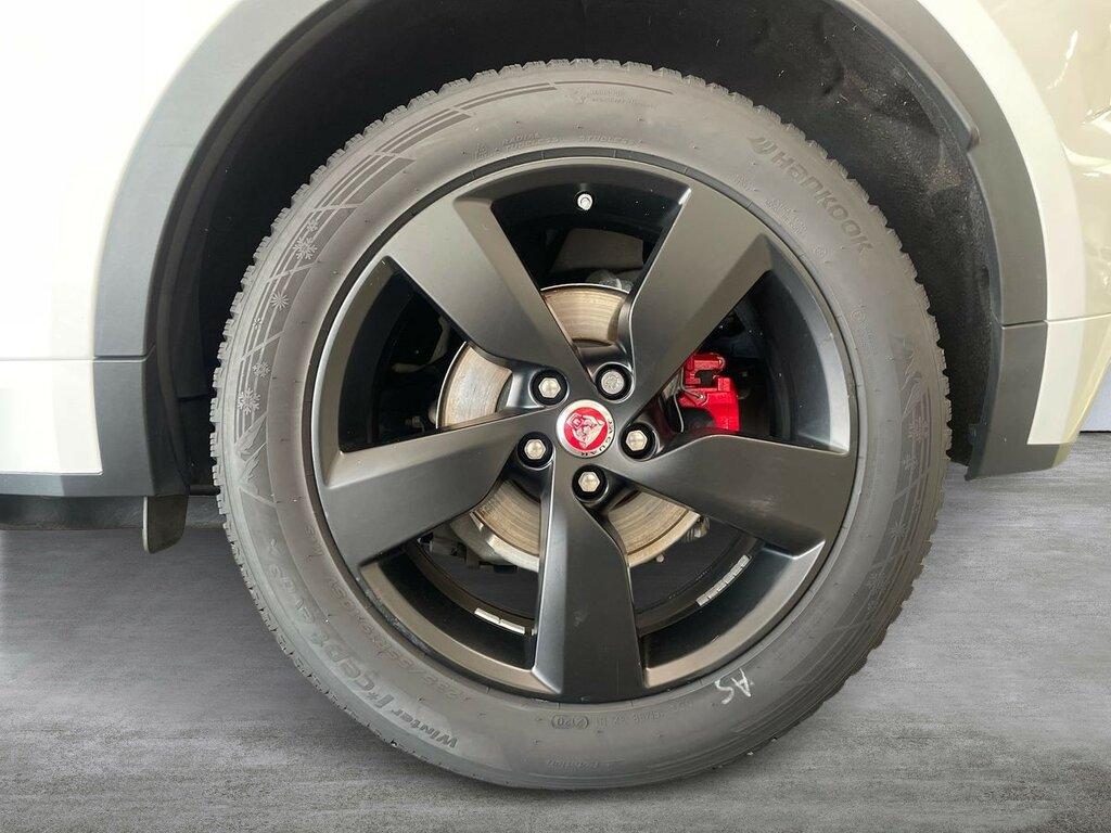 Jaguar E-Pace 2.0d i4 R-Dynamic SE awd 150cv auto my19