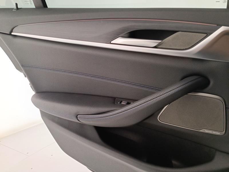 BMW Serie 5 530d Touring mhev 48V xdrive Msport auto