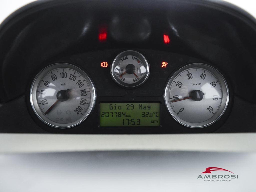 Lancia Ypsilon 1.3 mjt 16v Oro Bianco 90cv