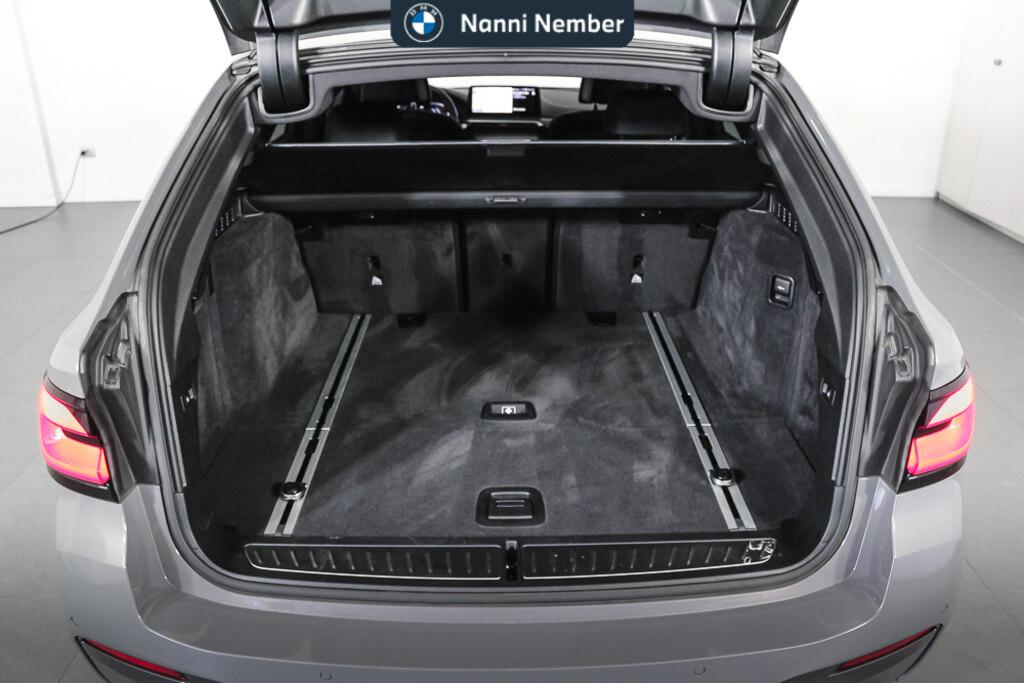BMW Serie 5 530d Touring mhev 48V xdrive Msport auto