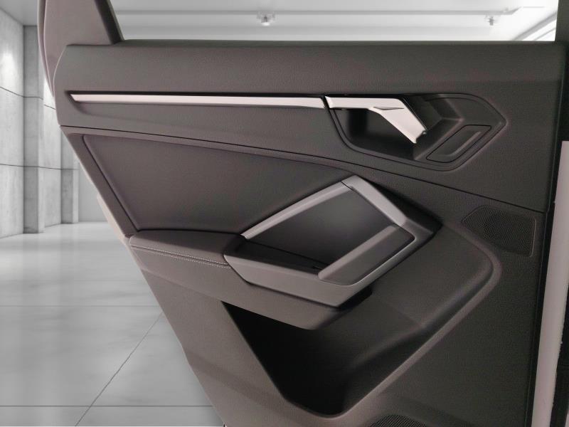 Audi Q3 Sportback 35 2.0 tdi s-tronic