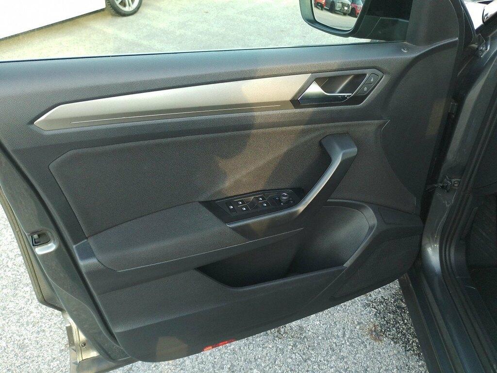 Volkswagen T-Roc 1.0 tsi Style 110cv