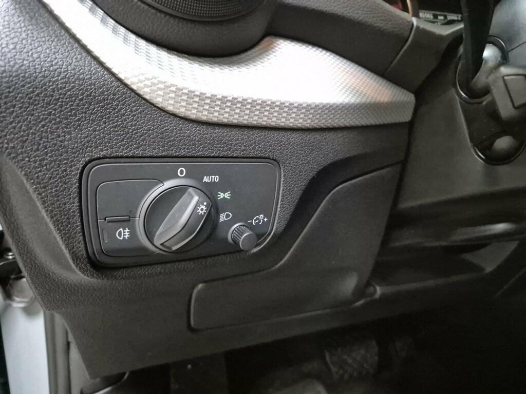 Audi Q2 30 2.0 tdi Business s-tronic