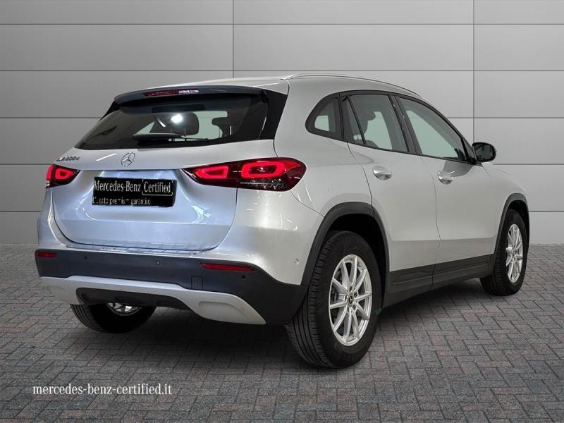 Mercedes GLA 200 d Business Extra auto