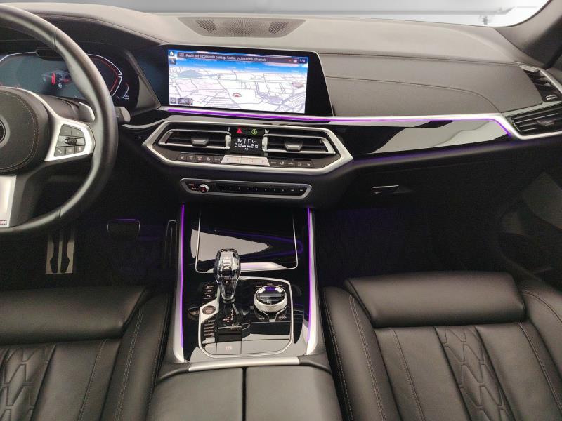 BMW X5 xdrive40d mhev 48V Msport auto