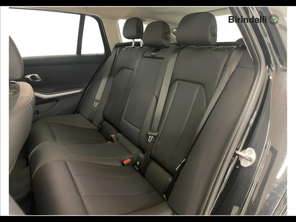 BMW Serie 3 320d Touring mhev 48V xdrive Business Advantage auto