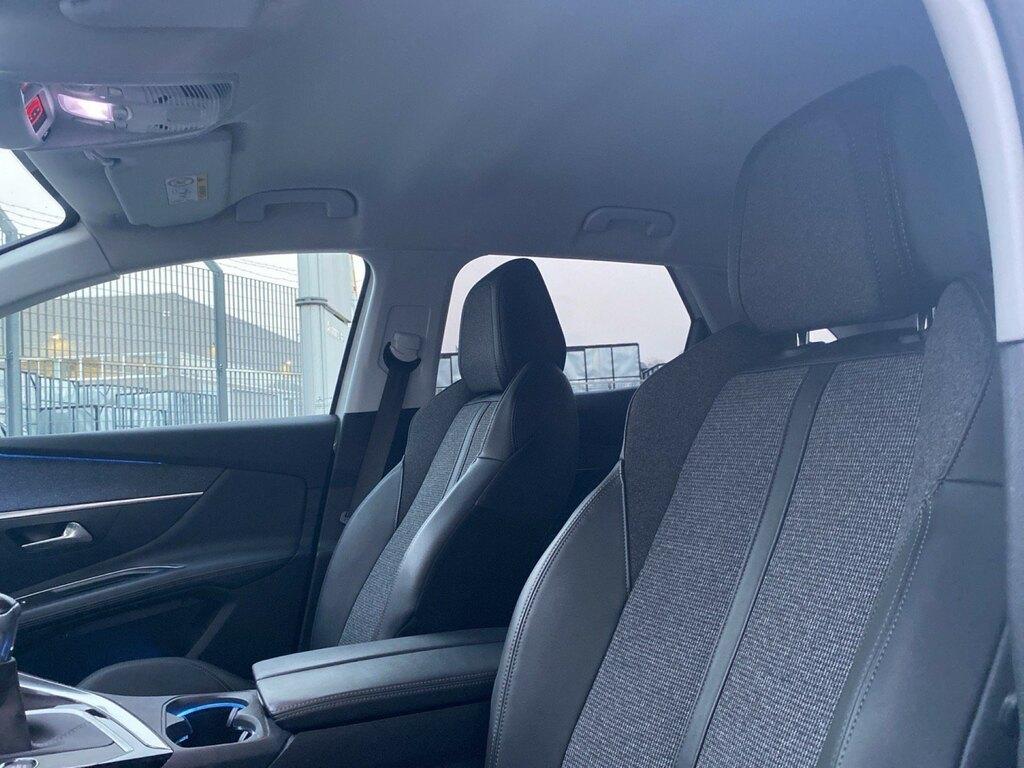 Peugeot 3008 1.2 puretech t. Allure s&s 130cv my18