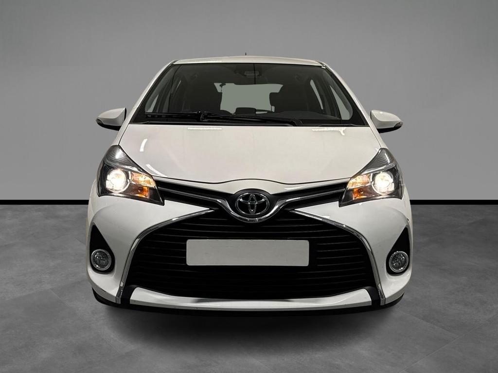 Toyota Yaris 1.4 d-4d Cool 5p E6