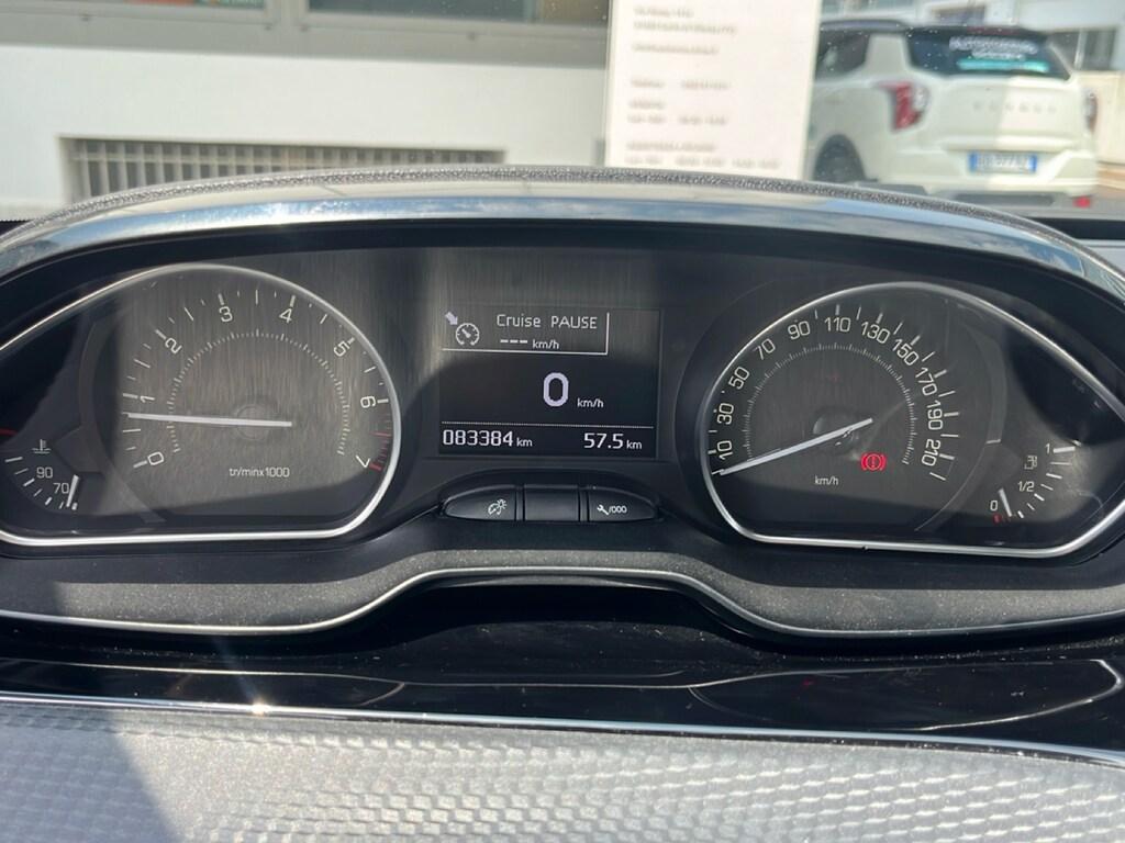 Peugeot 208 1.2 puretech Allure 82cv 5p