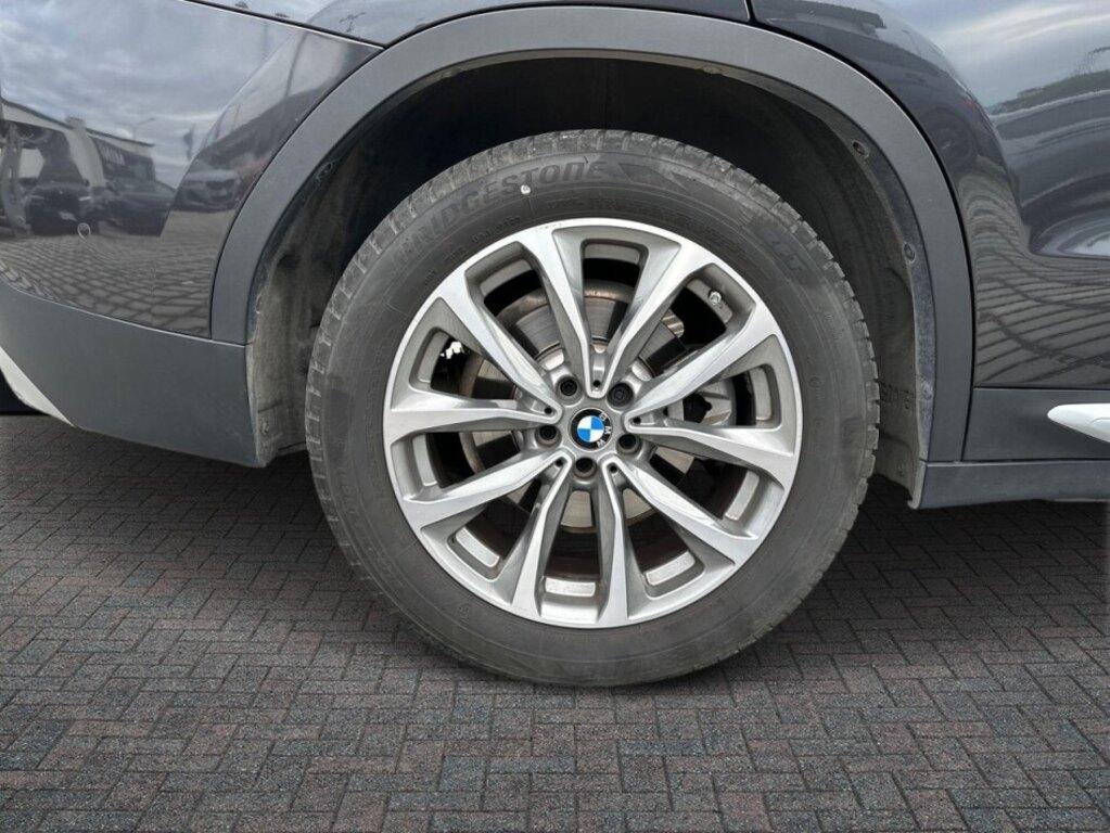 BMW X3 sdrive18d mhev 48V auto
