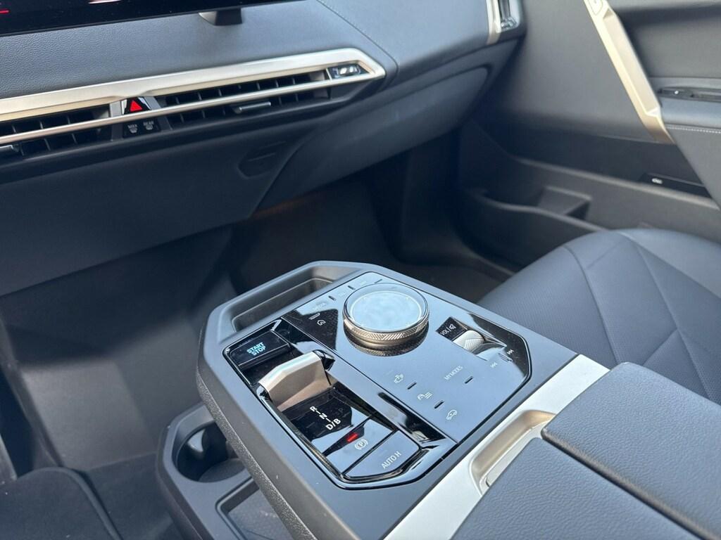BMW iX xdrive50 pacchetto sportivo