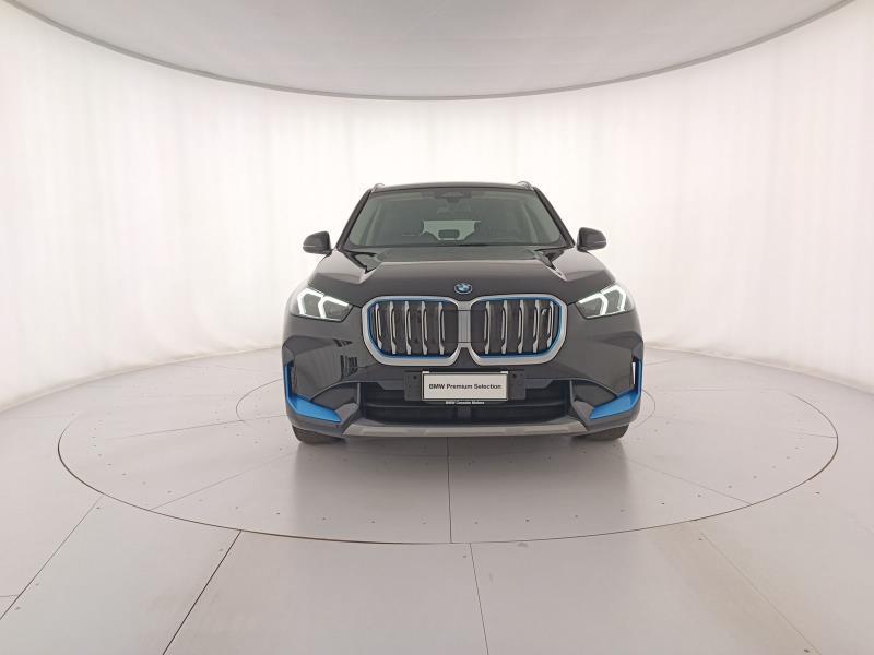 BMW iX1 30 xdrive X-Line